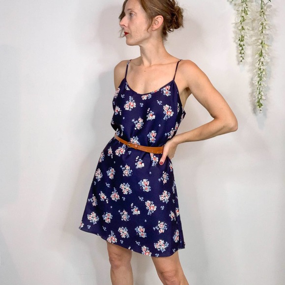 LIKELY Kinney slip dress Scattered Garden Floral 90s y2k spaghetti straps navy - Picture 11 of 12